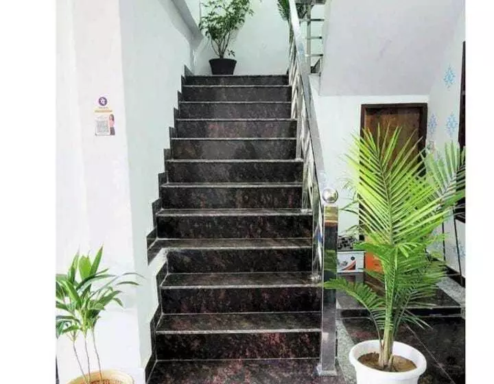 Oyo E Hotel Ansal