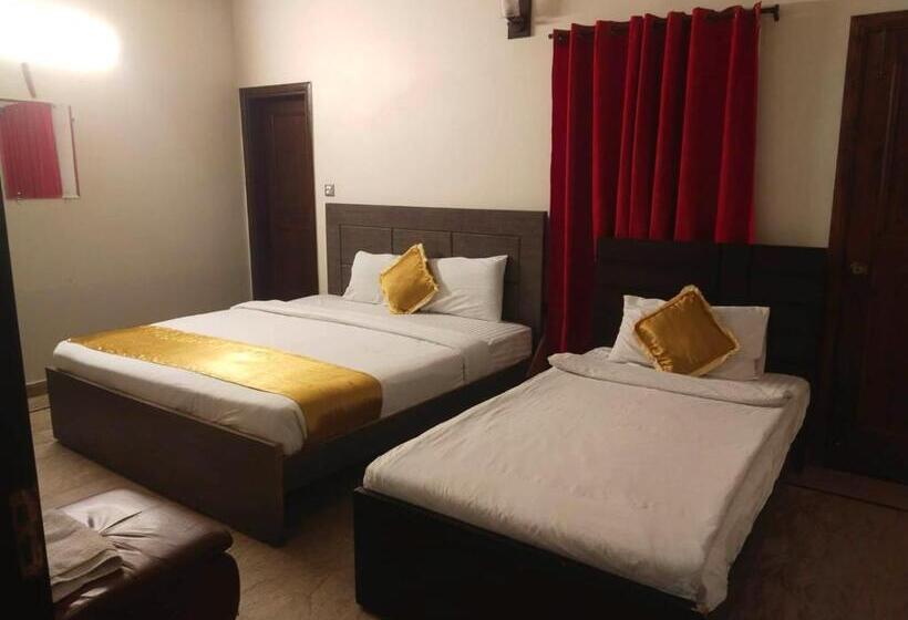 پانسیون Luxury Guest House Near Agha Khan, Karachi Airport