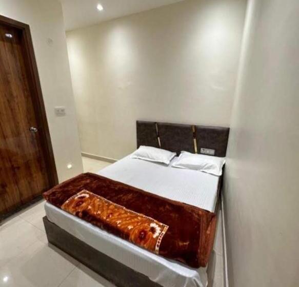 פנסיון Pr Stay