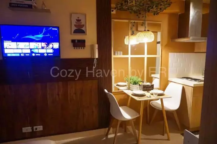 Studio Condo Unit   The Residences @ Commonwealth Qc
