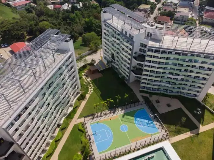 Studio Condo Unit   The Residences @ Commonwealth Qc