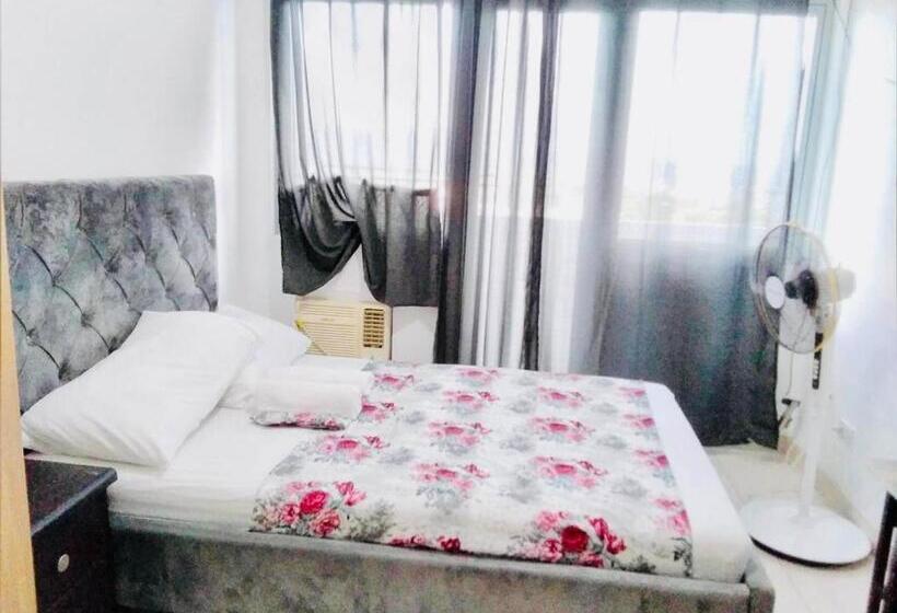 The Residences At Commonwealth Roxas East