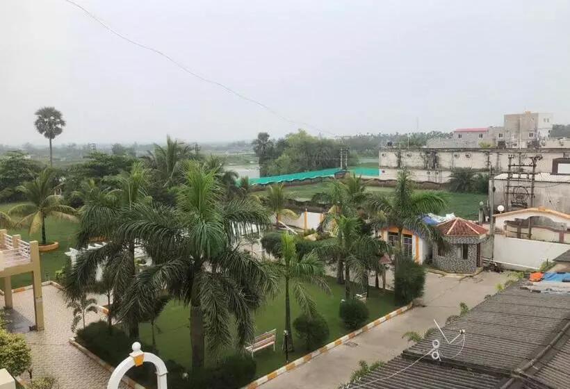 Tropicana Beach Resort, Mandarmani