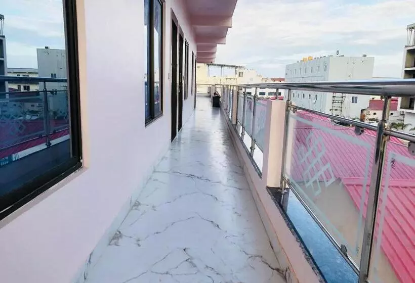 Tropicana Beach Resort, Mandarmani