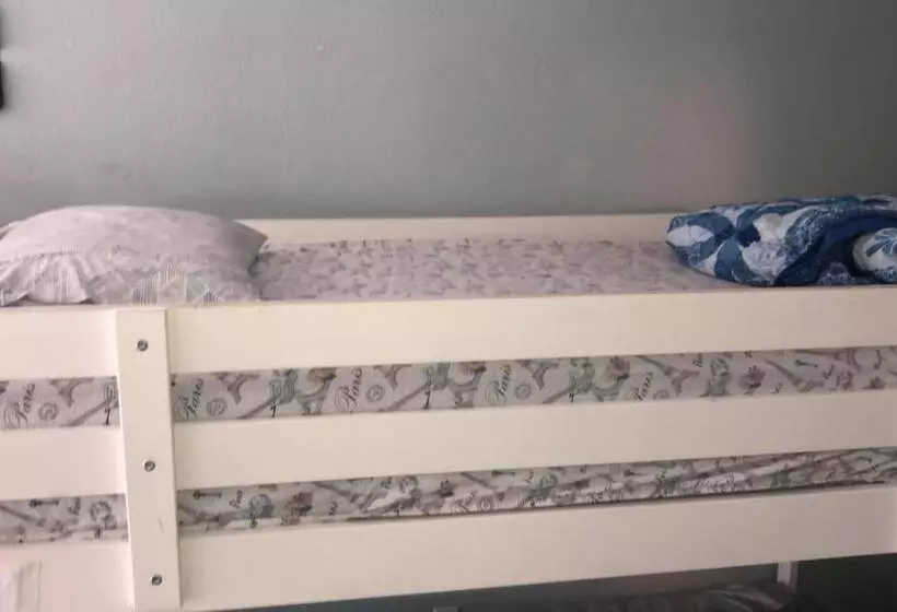 ユースホステル Robertson S Place Like Home