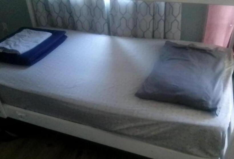 فندق صغير Robertson S Place Like Home