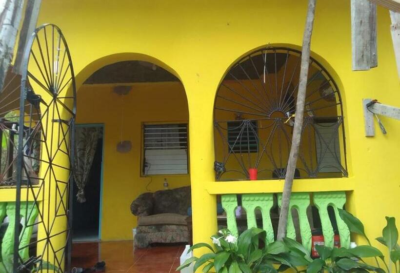 تختخواب و صبحانه Eden Palace