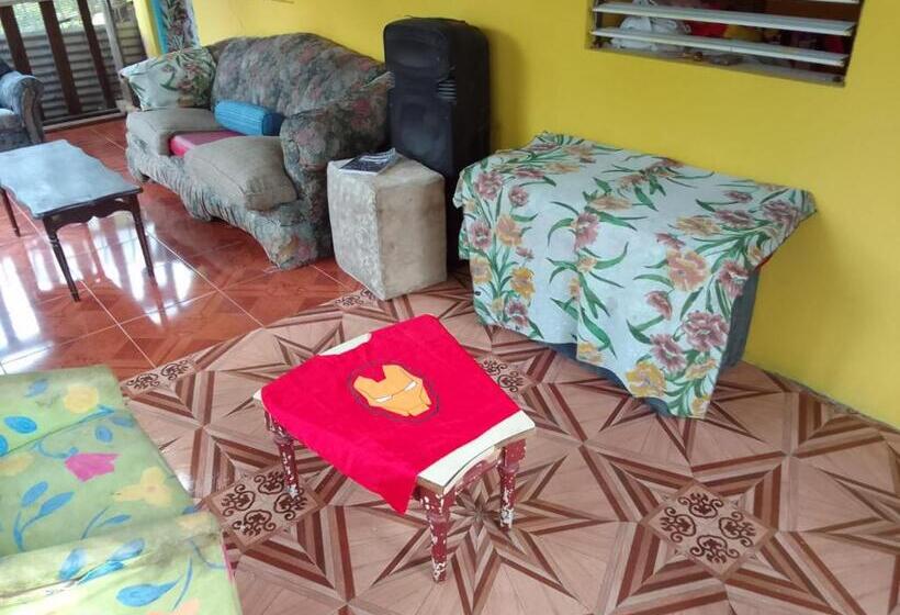 تختخواب و صبحانه Eden Palace