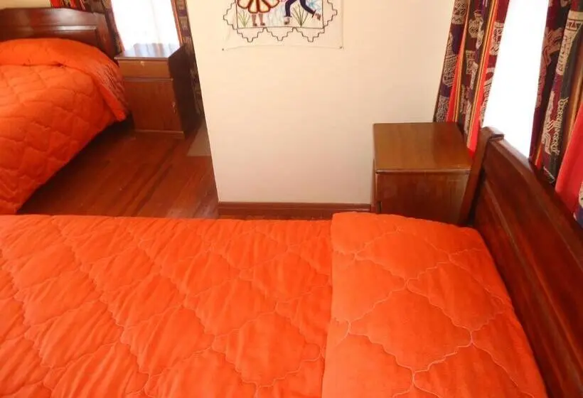 تختخواب و صبحانه Hostal Del Sol Isla Del Sol