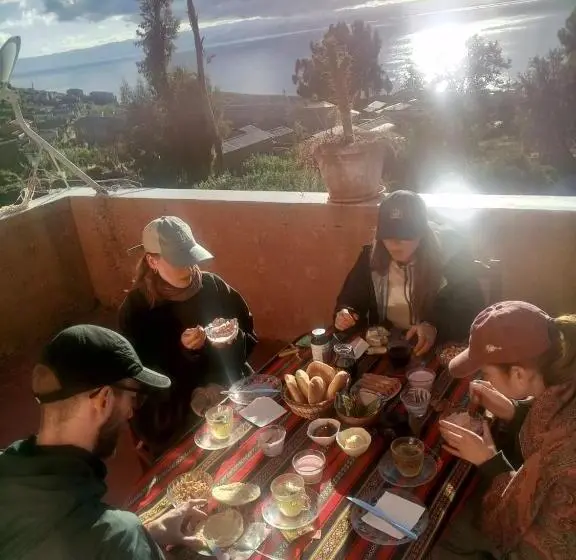 تختخواب و صبحانه Hostal Del Sol Isla Del Sol