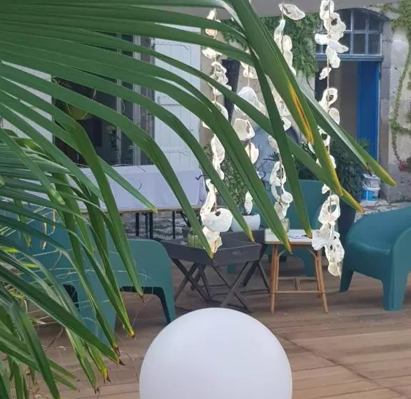 ベッドアンドブレックファースト La Maison Malabar