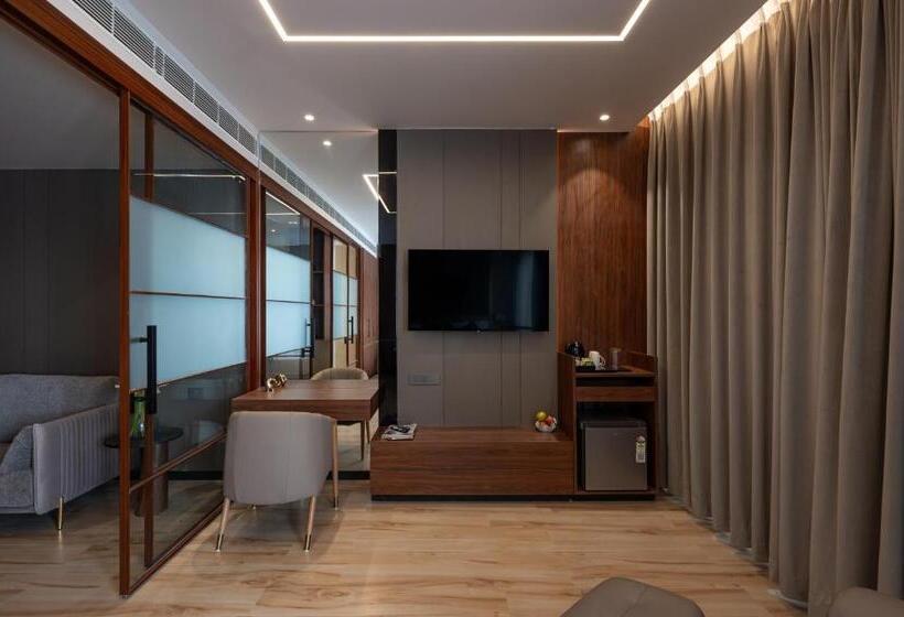 هتل Buddha Avenue