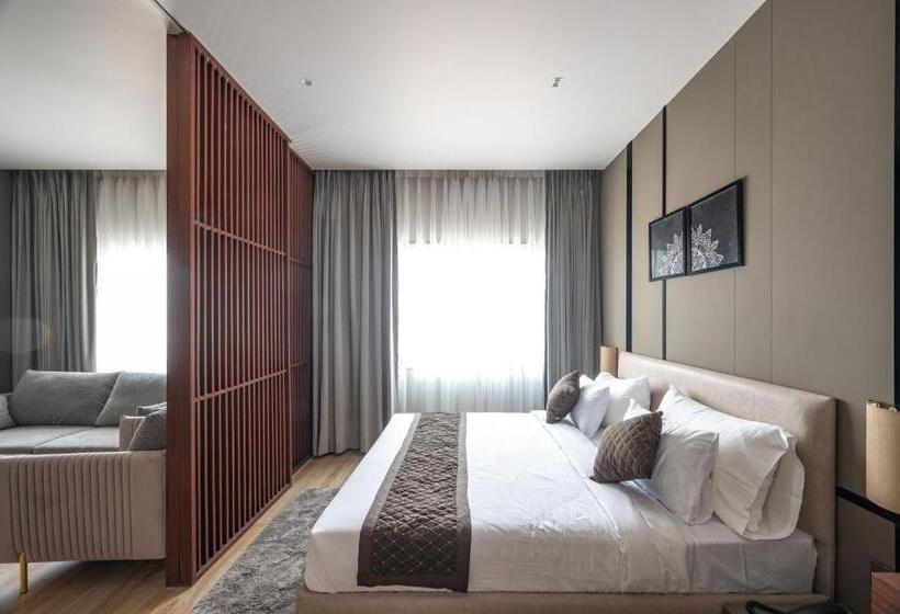 هتل Buddha Avenue