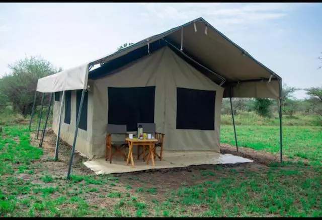 هتل Explore Serengeti Tented Camp