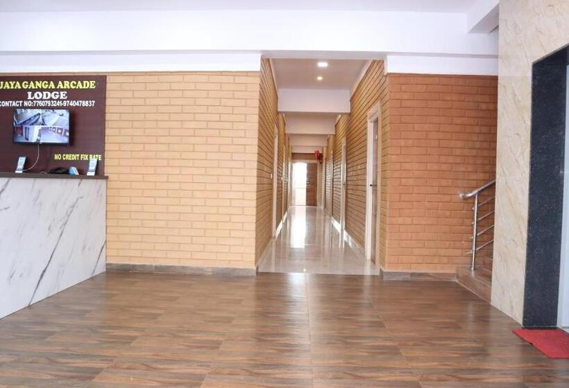 酒店 Jayaganga Inn