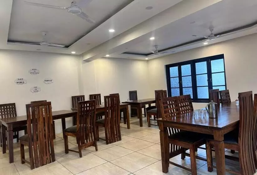 Hotelli Main Street Inn