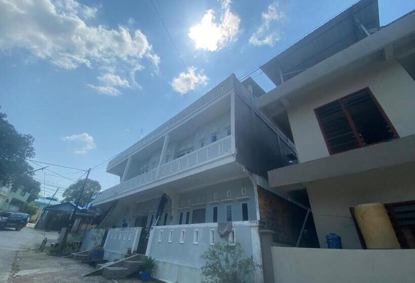 酒店 Oyo 93130 Baloi Homestay