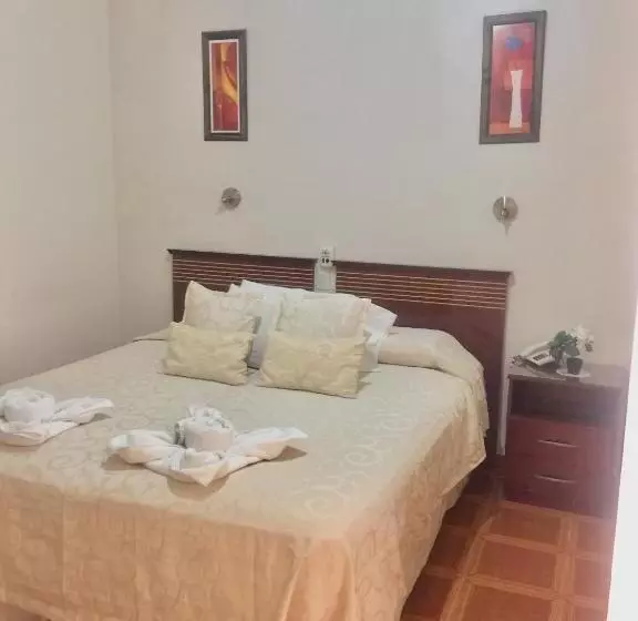 هتل Plaza San Juan