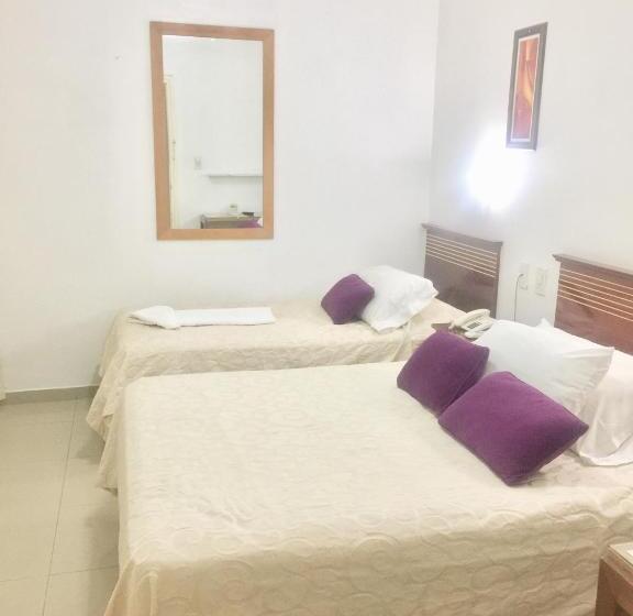 هتل Plaza San Juan