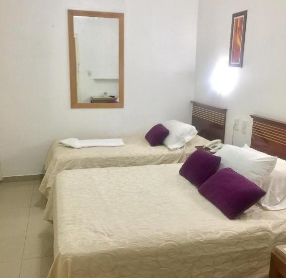 هتل Plaza San Juan