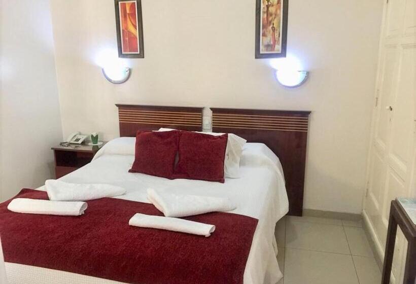 هتل Plaza San Juan