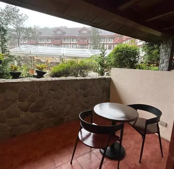 ホテル Private Unit At The Camp John Hay Manor