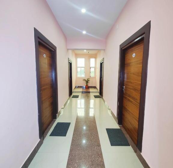 בית מלון כפרי Shagun Banquet &