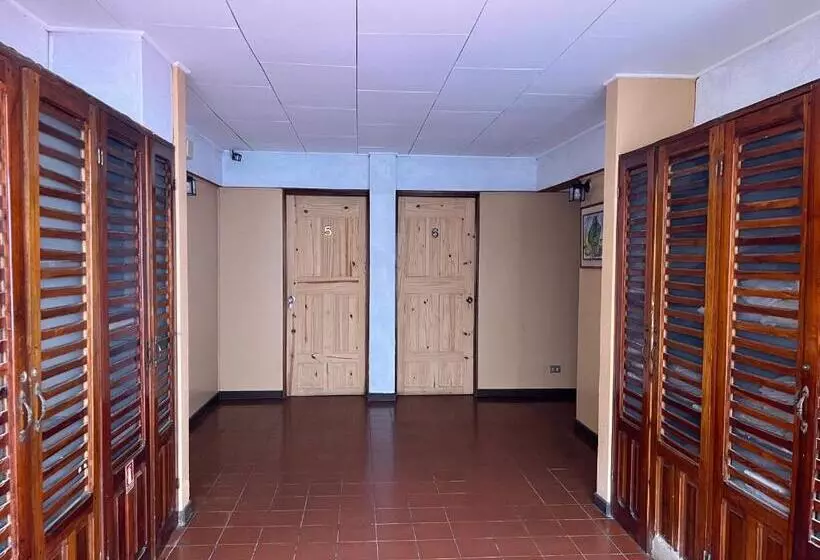 Hotelli Tajalin