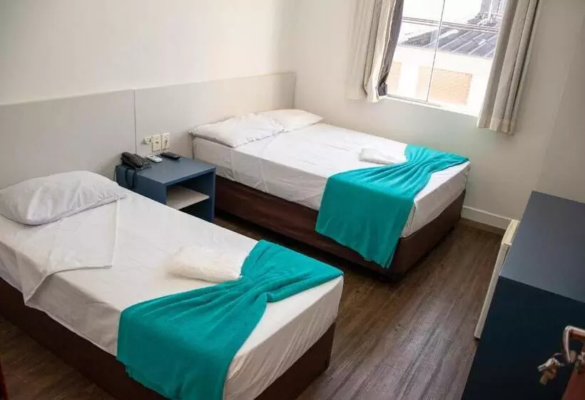 ホテル Zurique Sorocaba