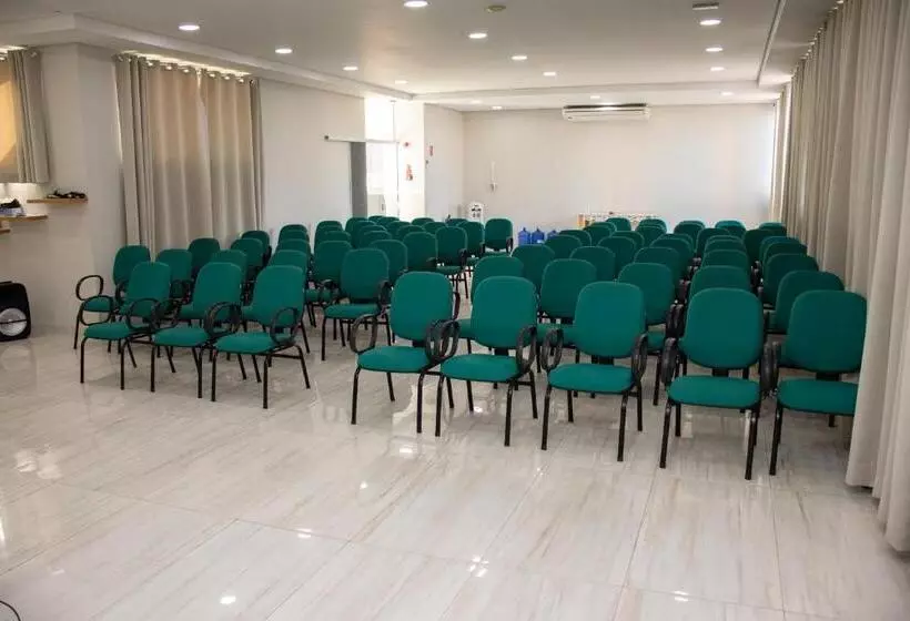 ホテル Zurique Sorocaba