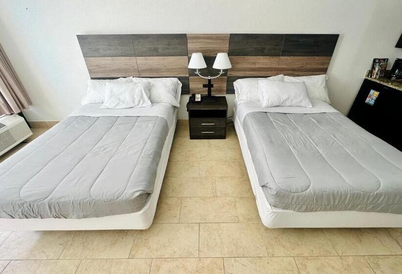 Landmark Resort Updated Double Suite