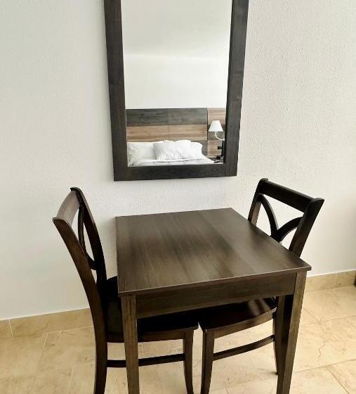 Landmark Resort Updated Double Suite