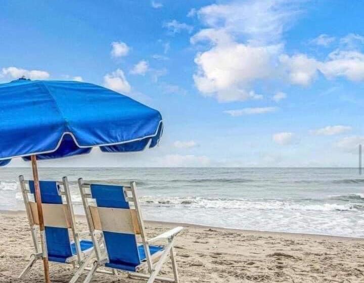 Landmark Resort Updated Double Suite