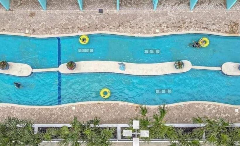 Landmark Resort Updated Double Suite