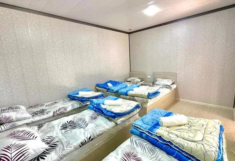 Mirka Hostel