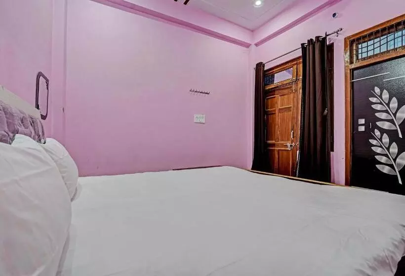 Oyo 82187 Divine Inn Hotel And Guest House