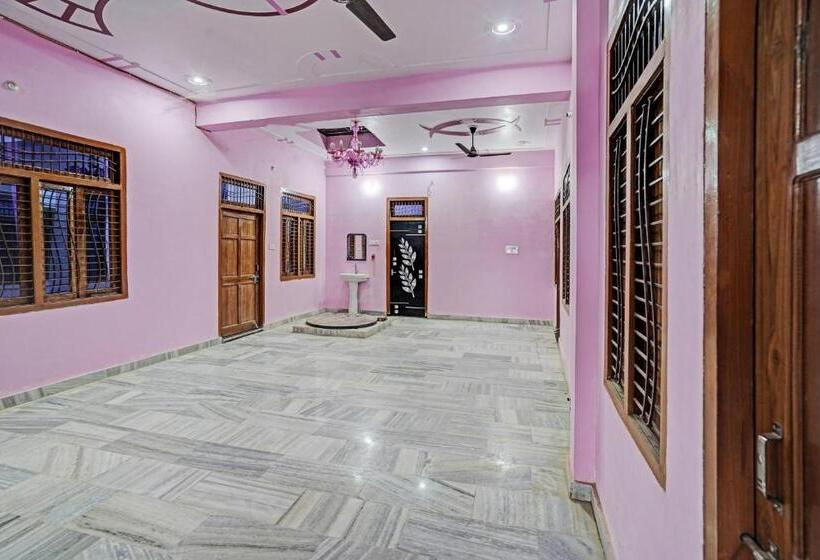 Oyo 82187 Divine Inn Hotel And Guest House