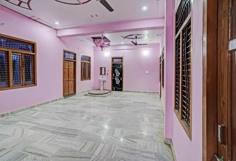 Oyo 82187 Divine Inn Hotel And Guest House