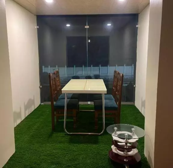 پانسیون De Villaz The Luxury Stay