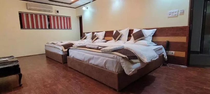 پانسیون De Villaz The Luxury Stay