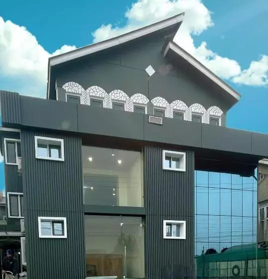 پانسیون De Villaz The Luxury Stay