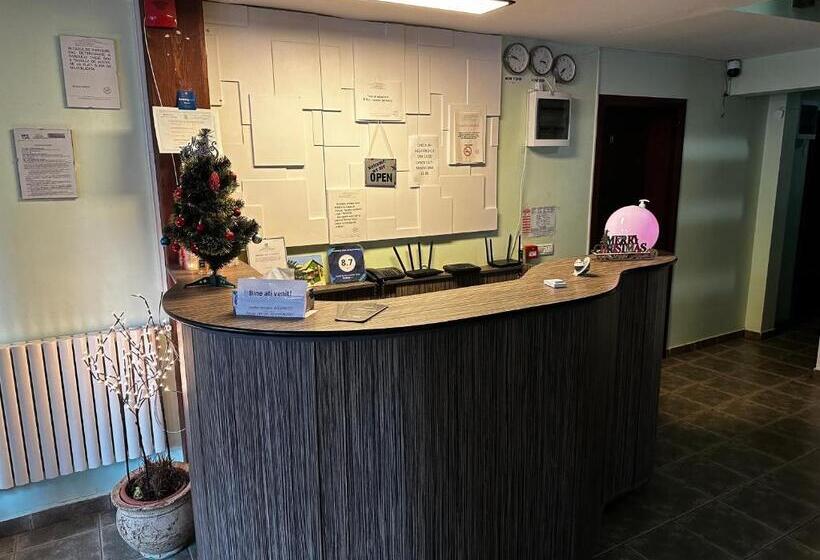 پانسیون Kasa Verde