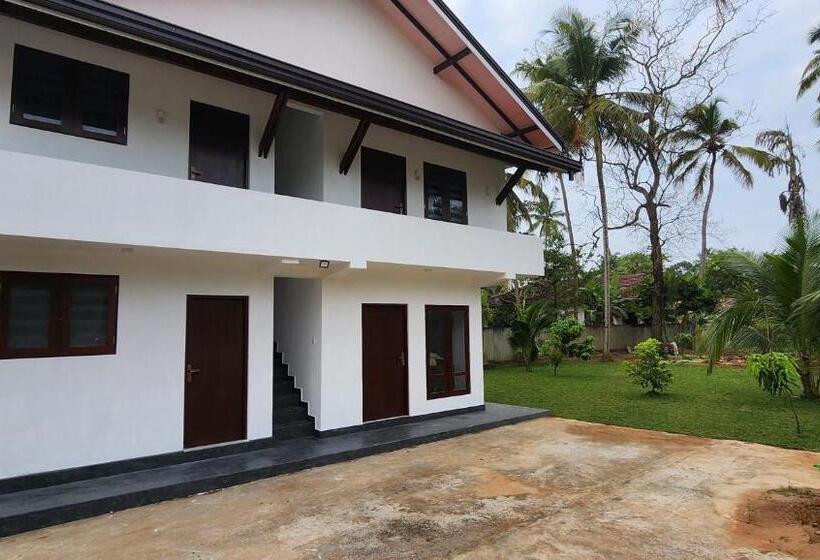 פנסיון Nk Resort