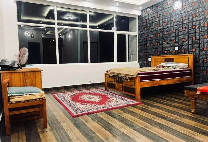 Majatalo Ossumlife Home Stay