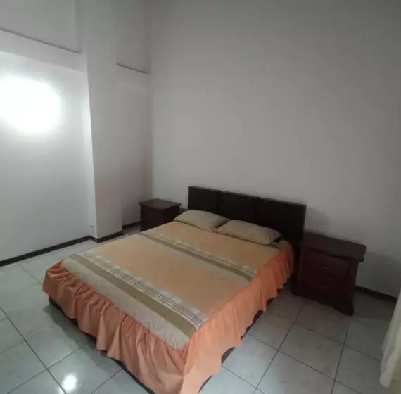 تختخواب و صبحانه Posada De Zory