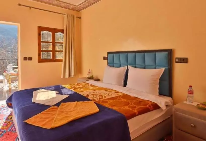 Aamiaismajoitus (B&B) View Peaks Lodge