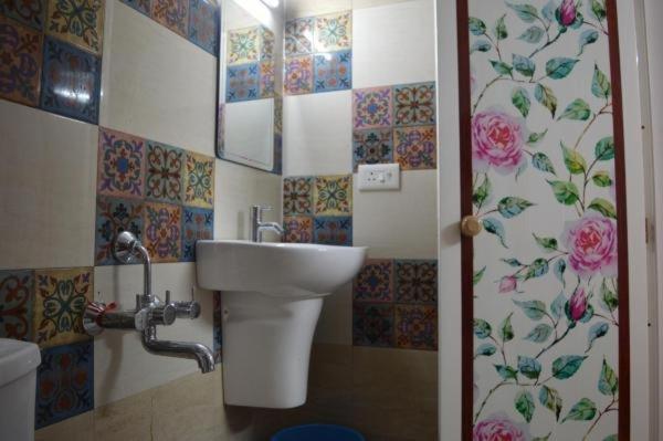 Green Castle Residency