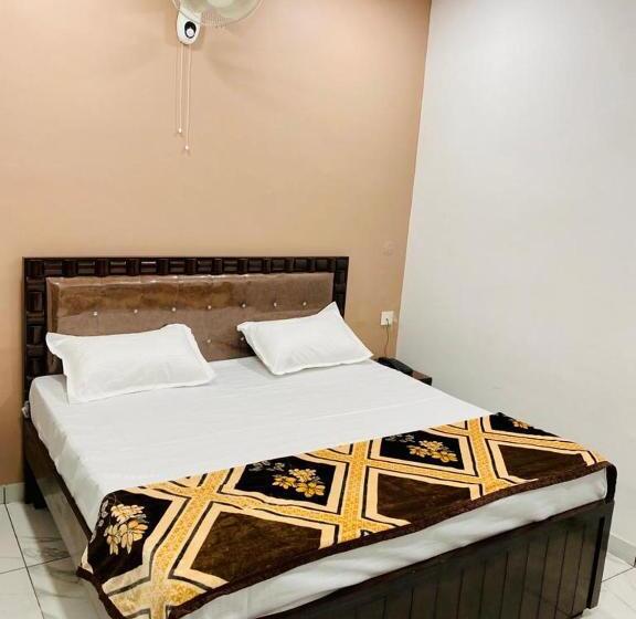 בית מלון כפרי Almond