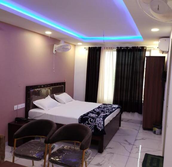 בית מלון כפרי Almond