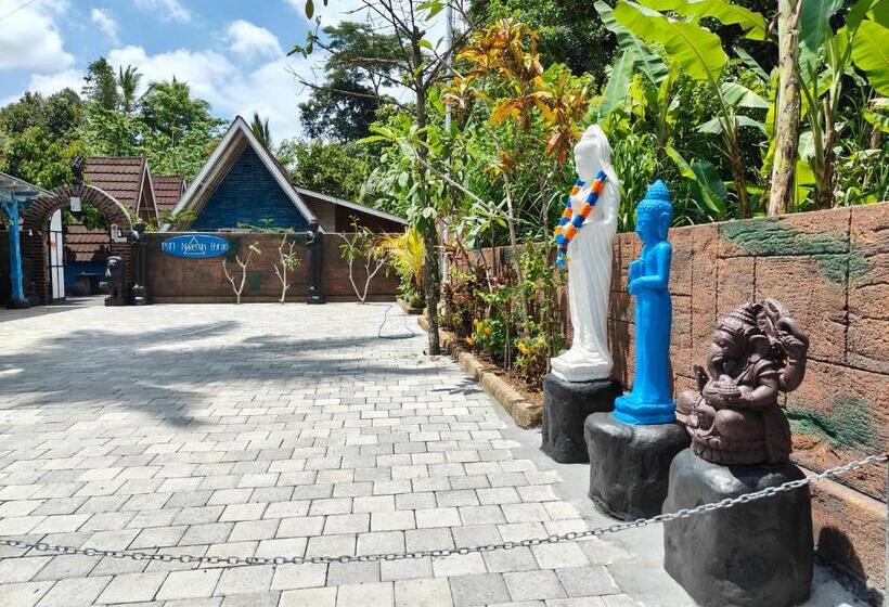 בית מלון כפרי Byron Jungle Resort